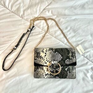 NWT Francesca’s snake print purse